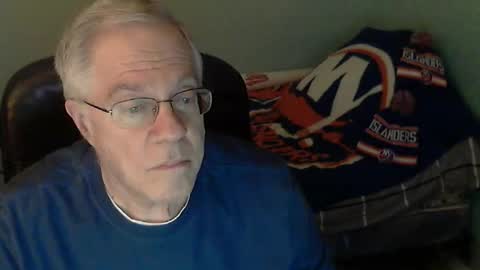 islesman22 online show from April 19, 2026, 1:38 am