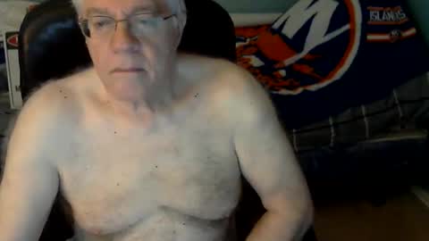 islesman22 online show from June 8, 2026, 9:20 am