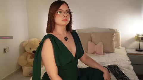 Snapshot of issa_baby_ chatting on June 30, 2026, 3:29 am issa baby online show from June 30, 2026, 3:29 am