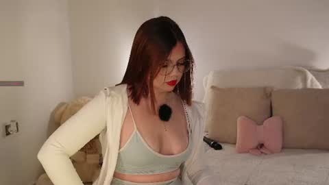 Snapshot of issa_baby_ chatting on July 22, 2026, 3:31 am issa baby online show from July 22, 2026, 3:31 am