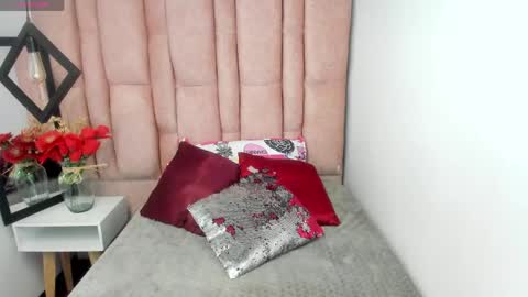 Snapshot of issa_milf__ chatting on June 6, 2026, 12:21 pm ISSA MILF online show from June 6, 2026, 12:21 pm