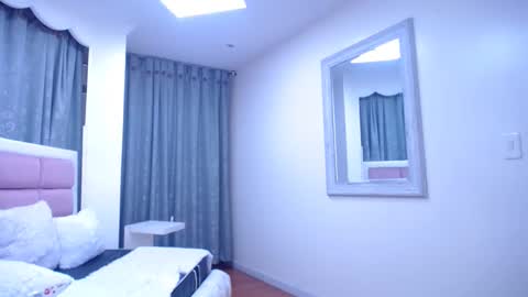 Snapshot of issadorajames chatting on February 17, 2025, 10:14 pm issadorajames online show from February 17, 2025, 10:14 pm