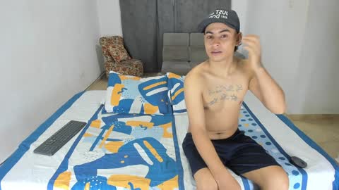 Snapshot of issalovexxx chatting on January 21, 2025, 5:38 am Isabella online show from January 21, 2025, 5:38 am