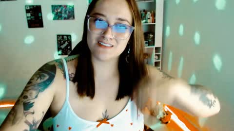 Yiz online show from January 21, 2025, 5:05 am