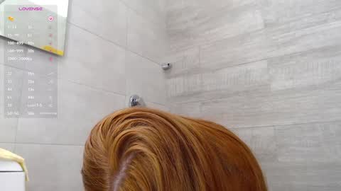 Snapshot of issys_lam chatting on December 13, 2024, 3:11 pm issys online show from December 13, 2024, 3:11 pm