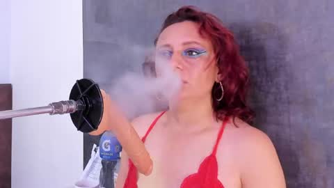 Snapshot of issys_milf chatting on May 31, 2026, 11:50 am ISSYS online show from May 31, 2026, 11:50 am