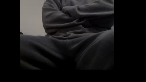 Snapshot of ital25usa chatting on December 8, 2024, 3:43 am ital25usa online show from December 8, 2024, 3:43 am