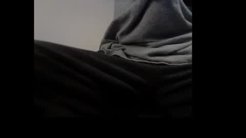 Snapshot of ital25usa chatting on January 19, 2025, 4:01 am ital25usa online show from January 19, 2025, 4:01 am