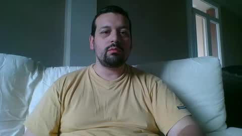Snapshot of italianbigboy932 chatting on April 21, 2026, 8:20 am italianbigboy932 online show from April 21, 2026, 8:20 am