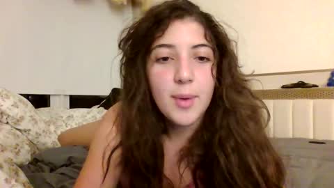 ItalianKitty online show from April 22, 2026, 1:08 am