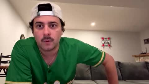 Snapshot of italianladd chatting on November 9, 2025, 5:06 am italianladd online show from November 9, 2025, 5:06 am