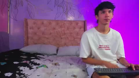 Ithan and Friends online show from March 12, 2025, 1:08 pm