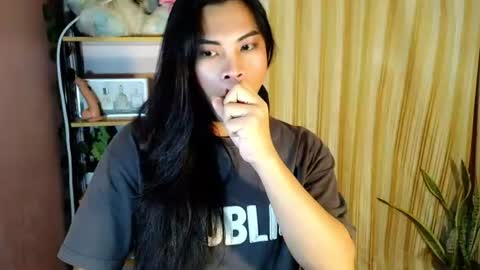 Snapshot of its_chloe20 chatting on June 15, 2026, 7:49 pm its_chloe20 online show from June 15, 2026, 7:49 pm