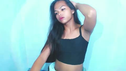 Snapshot of its_kynth chatting on September 20, 2025, 1:23 pm its_kynth online show from September 20, 2025, 1:23 pm