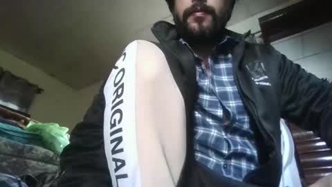 Snapshot of its_me_2323 chatting on February 17, 2025, 7:47 am its_me_2323 online show from February 17, 2025, 7:47 am