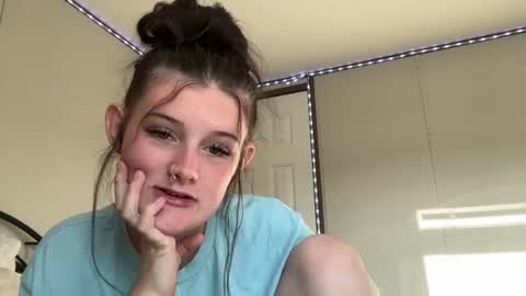 itsKaylaaa online show from June 16, 2026, 12:35 am