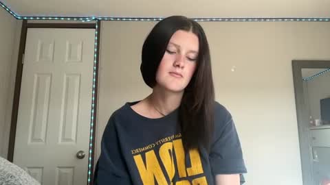 itsKaylaaa online show from July 3, 2026, 11:33 pm
