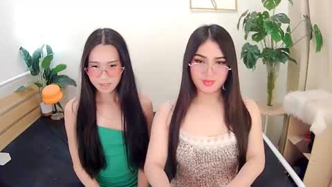 itsme_kat online show from June 21, 2026, 3:25 pm