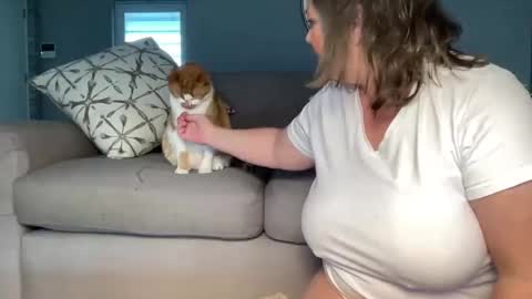 Snapshot of itsmejade_x chatting on October 2, 2025, 4:36 pm Jade online show from October 2, 2025, 4:36 pm