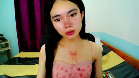 Snapshot of itsmeloveypinay chatting on November 3, 2025, 2:18 pm itsmeloveypinay online show from November 3, 2025, 2:18 pm