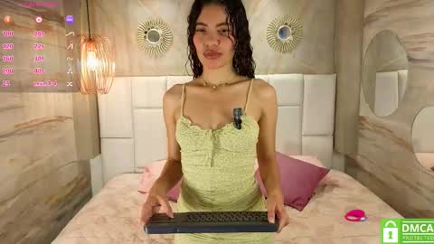 Naomy online show from December 17, 2025, 11:38 am