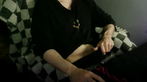 Snapshot of itsnotliam834 chatting on October 20, 2025, 1:06 am itsnotliam834 online show from October 20, 2025, 1:06 am