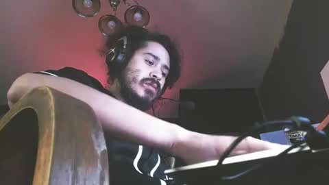 Snapshot of itstunechi chatting on January 21, 2025, 4:16 pm itstunechi online show from January 21, 2025, 4:16 pm