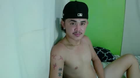 itzme_dex online show from April 27, 2026, 9:02 pm