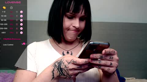 Snapshot of ivamayy chatting on January 24, 2025, 12:31 pm Sasha online show from January 24, 2025, 12:31 pm