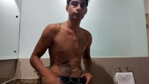 ivan20594229 online show from November 4, 2025, 2:10 am