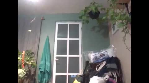 Snapshot of ivanchelon chatting on January 19, 2025, 12:28 pm Vanchi online show from January 19, 2025, 12:28 pm