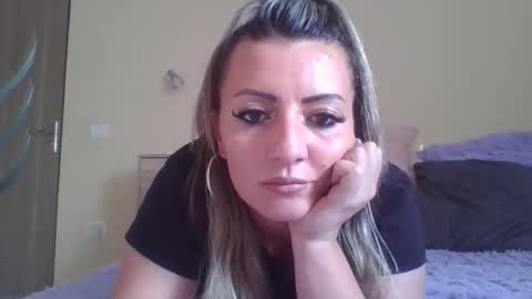 Ivanna online show from October 17, 2025, 11:24 am