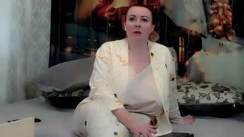 IrennaSplash online show from January 4, 2025, 2:35 am