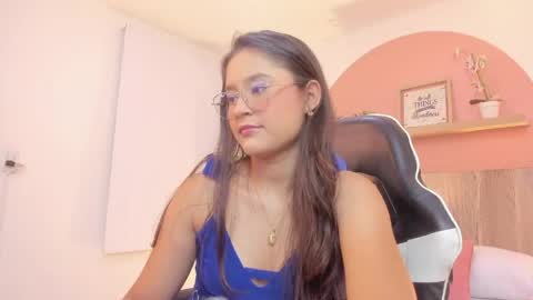I V E T T E online show from May 30, 2026, 9:34 pm