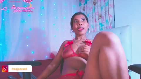  Ivon  Miss Jones  online show from November 12, 2025, 2:34 am