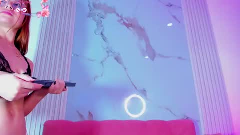 Snapshot of ivonymiller chatting on October 5, 2025, 2:21 am ivonymiller online show from October 5, 2025, 2:21 am