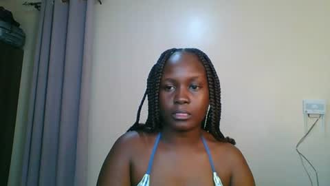 ivory_mae online show from July 5, 2026, 7:32 pm