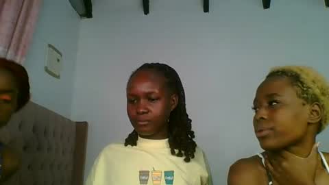 ivory_mae online show from July 21, 2026, 7:27 pm