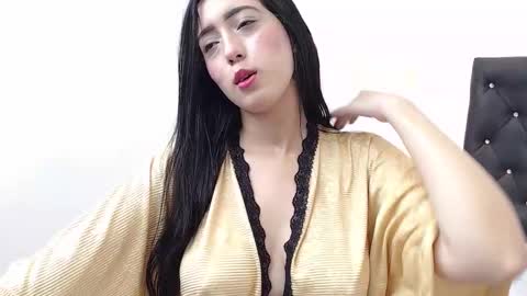 ivorynoir online show from March 26, 2026, 12:55 pm