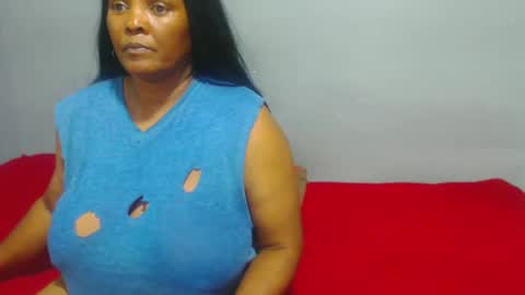 Snapshot of ivorytits48 chatting on February 25, 2025, 11:41 am IVORYTITS48 online show from February 25, 2025, 11:41 am