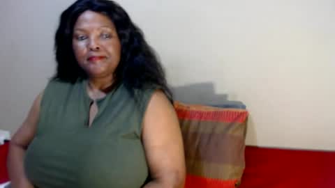Snapshot of ivorytits48 chatting on July 3, 2026, 6:09 am IVORYTITS48 online show from July 3, 2026, 6:09 am