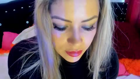 Snapshot of ivy__taylorr chatting on February 27, 2025, 10:31 pm Diana Rojas online show from February 27, 2025, 10:31 pm