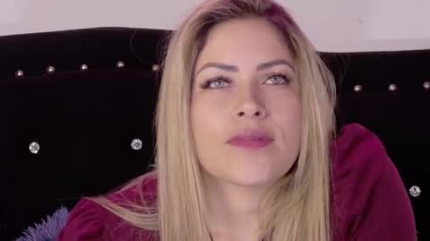 Snapshot of ivy__taylorr chatting on September 13, 2025, 1:38 am Diana Rojas online show from September 13, 2025, 1:38 am