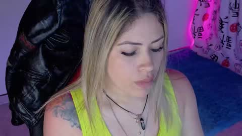 Snapshot of ivy__taylorr chatting on October 22, 2025, 12:33 am Diana Rojas online show from October 22, 2025, 12:33 am