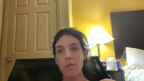 ivy_rose90 online show from October 7, 2025, 1:36 am