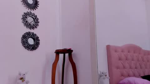 ivy_scorpio online show from February 14, 2026, 7:27 am