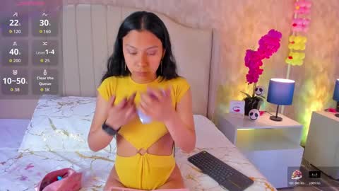 Snapshot of ivyangel_mei chatting on October 29, 2025, 6:53 pm Ivy online show from October 29, 2025, 6:53 pm