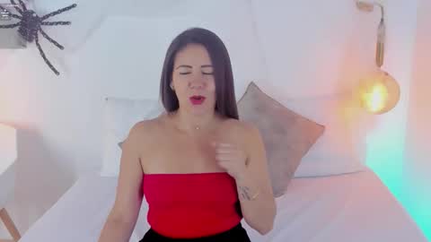 Snapshot of ivyblackk chatting on October 28, 2025, 1:58 pm Ivy online show from October 28, 2025, 1:58 pm