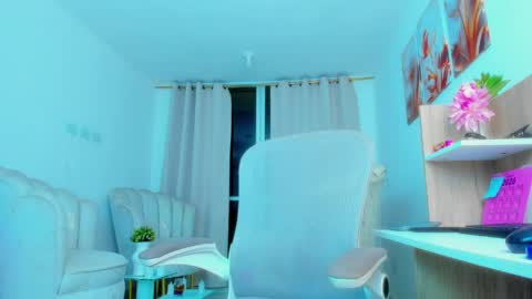 Adriana Independent Model online show from March 29, 2026, 1:27 am