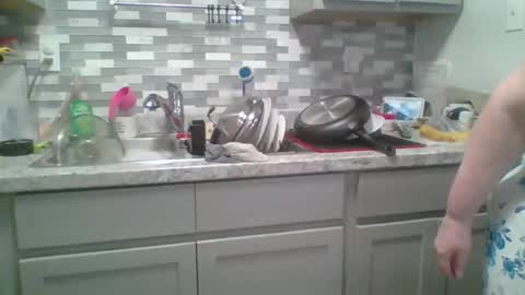 Snapshot of ivyjane3522 chatting on April 22, 2026, 12:35 am ivyjane3522 online show from April 22, 2026, 12:35 am